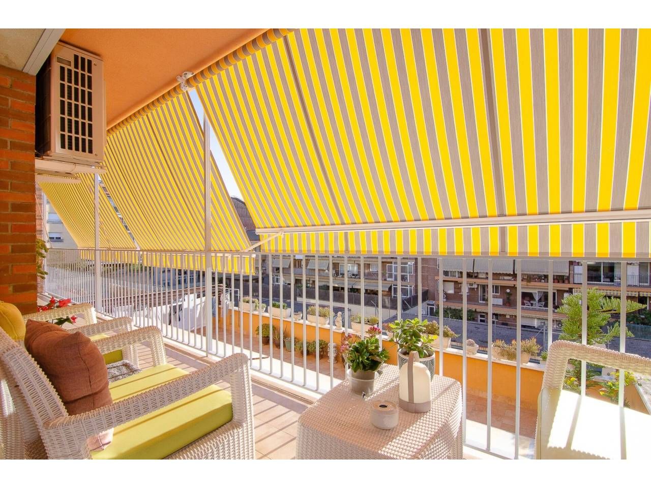 Terrace of Flat for sale in Terrassa  with Air Conditioner, Heating and Terrace