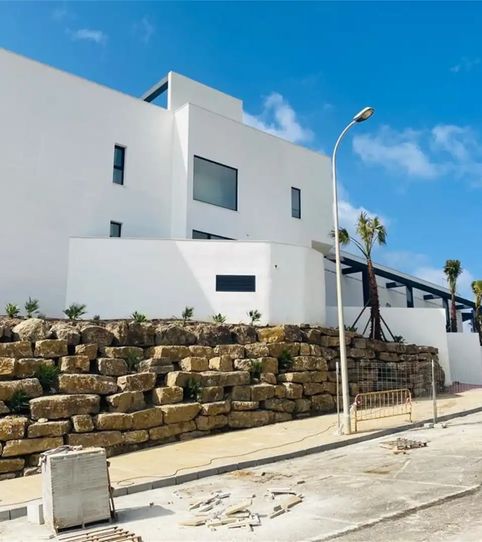 Foto 2 de Garaje de alquiler en Calle Algeciras, Tarifa ciudad, Tarifa