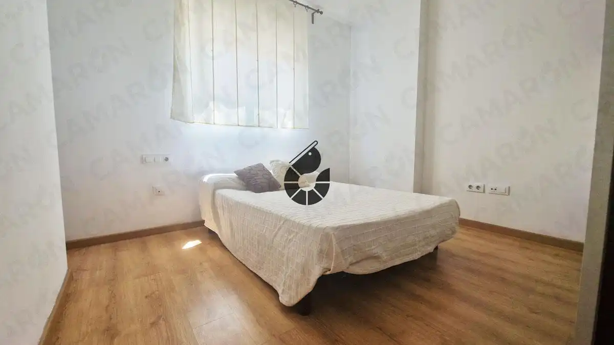 Habitación de Piso en venta en Coria del Río con Jardín privado, Trastero y Piscina