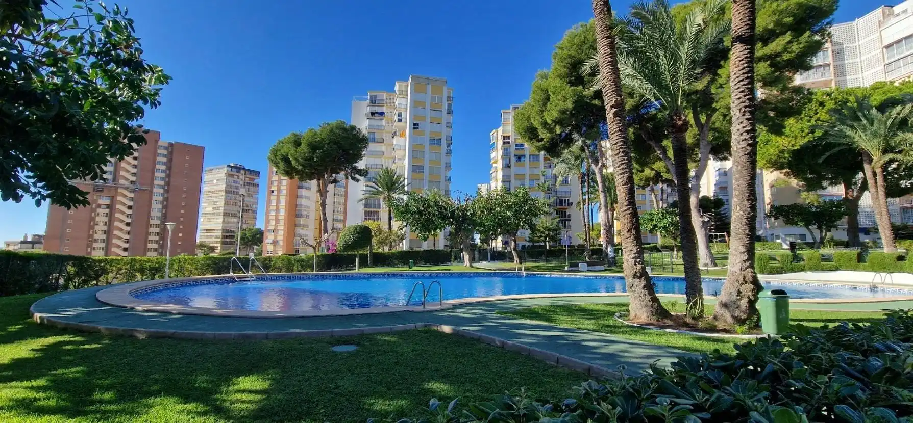 Swimming pool of Flat for sale in Benidorm  with Private garden, Terrace and Furnished