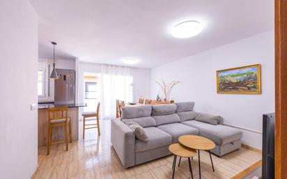 Living room of Flat for sale in Roses  with Air Conditioner and Heating