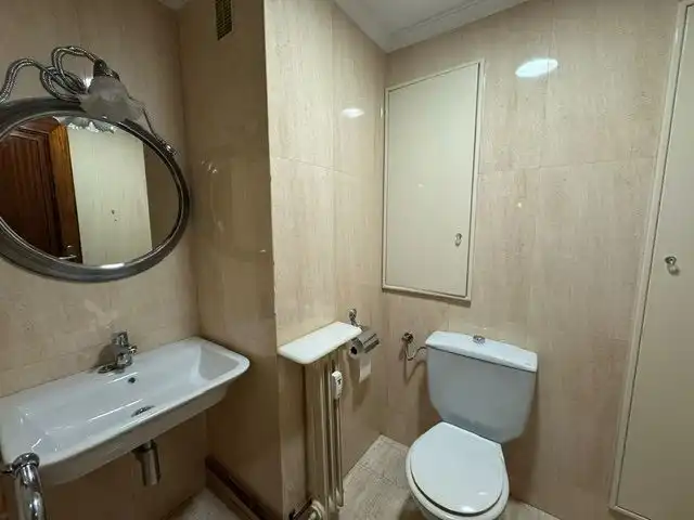 Badezimmer von Wohnung zur Miete in Alcoy / Alcoi mit Klimaanlage, Heizung und Terrasse