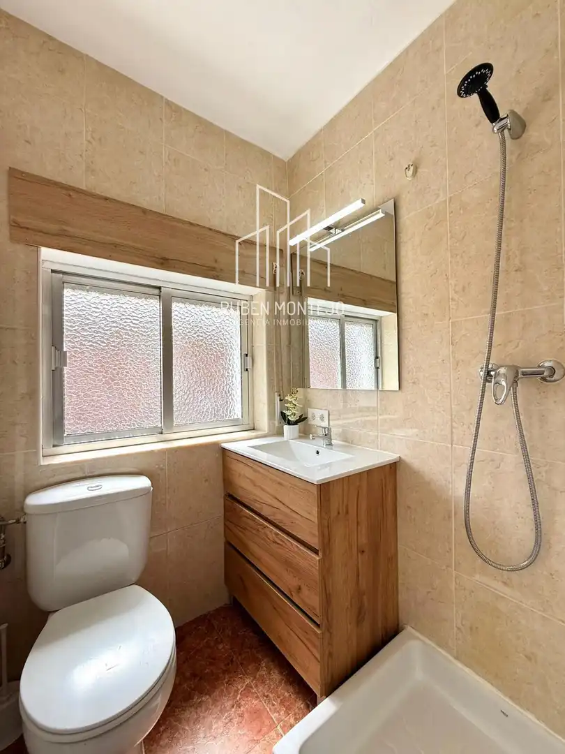Baño de Piso en venta en Salamanca con Calefacción, Amueblado y Horno