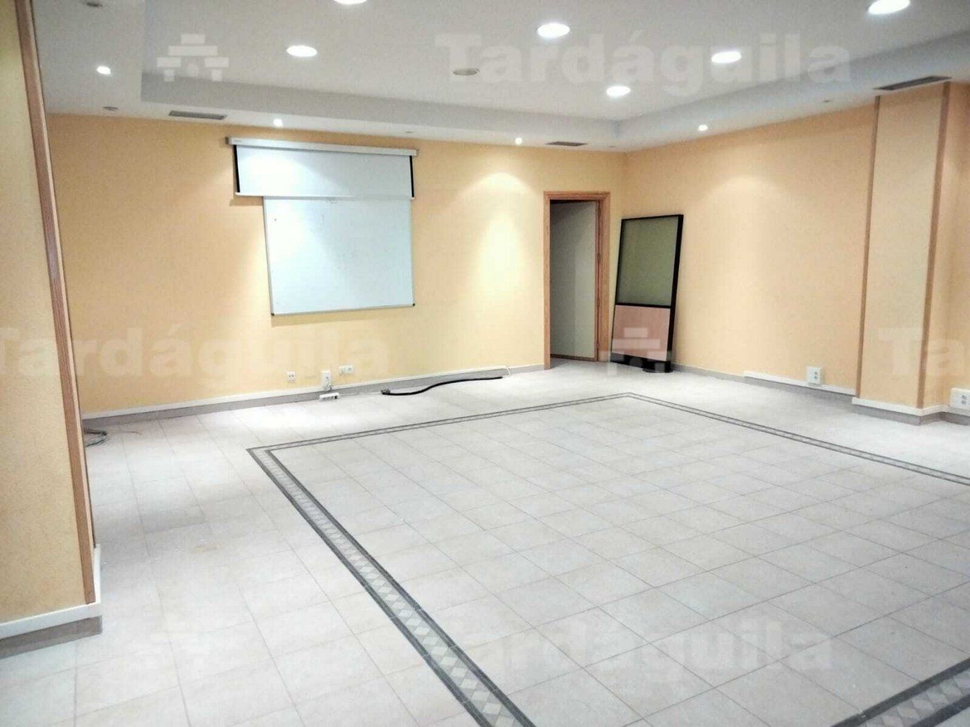 Local en venda en Salamanca Capital amb Aire condicionat