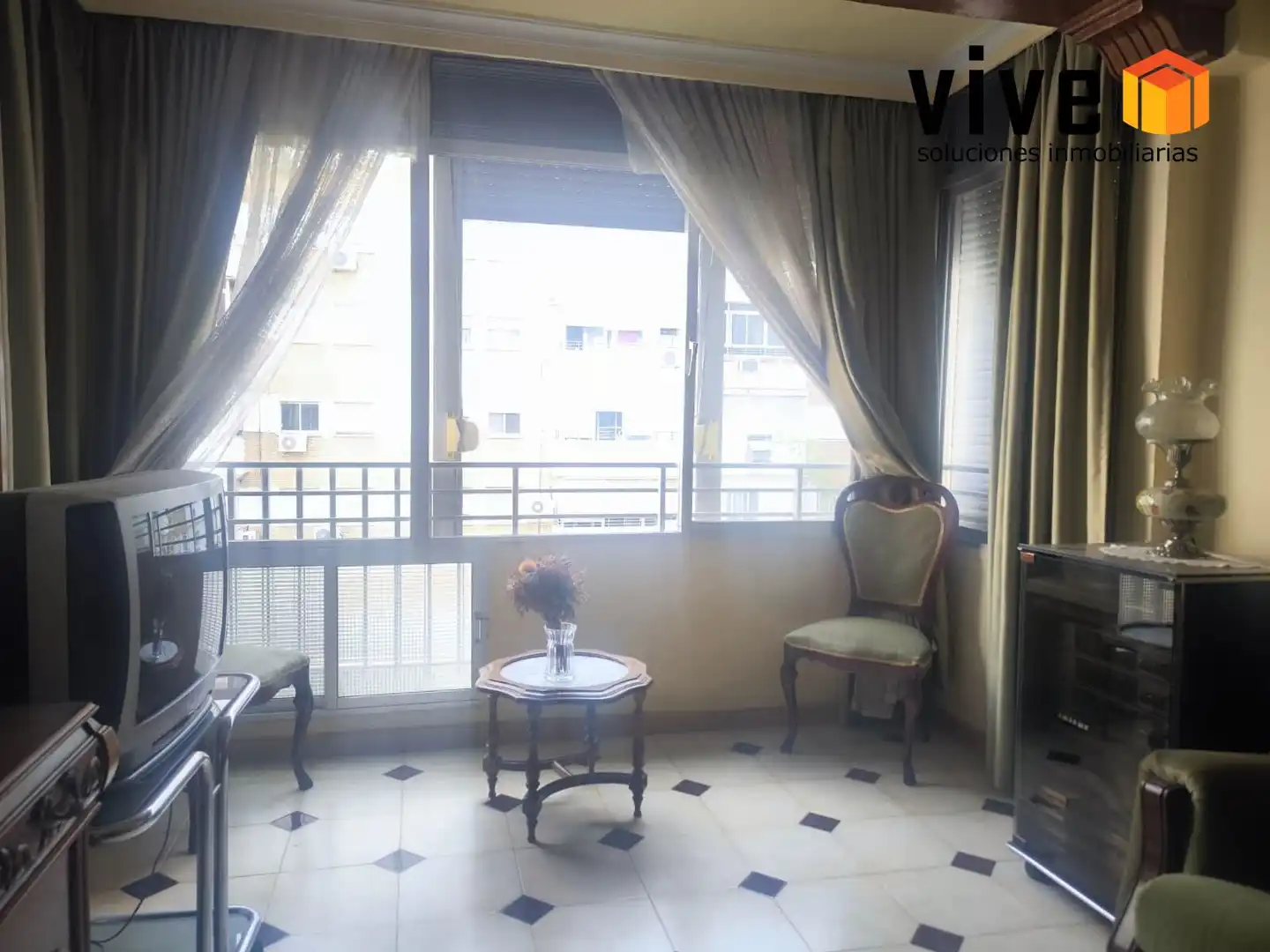 Habitación de Piso en venta en Sevilla con Aire acondicionado, Terraza y Amueblado