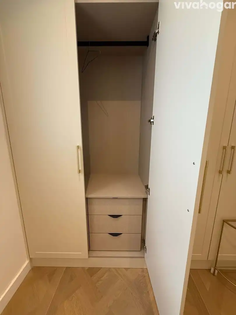 Bedroom of Flat for sale in Madrid  with Air Conditioner, Heating and Furnished