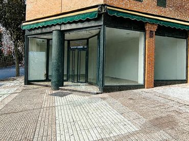 Local comercial en alquiler en Centro