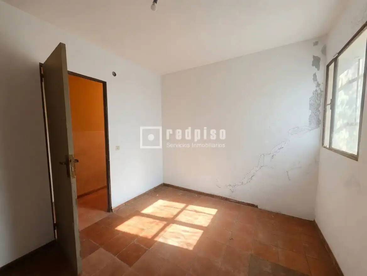 Habitación de Piso en venta en Alcorcón con Calefacción, Terraza y Alarma