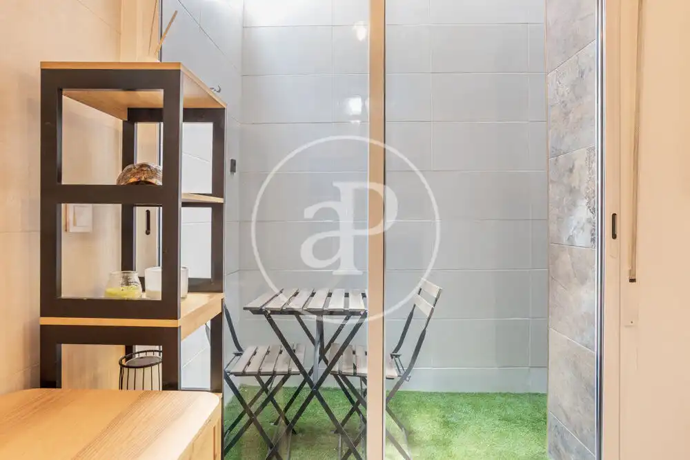 Wohnung zur Miete in Valencia mit Klimaanlage, Heizung und Terrasse