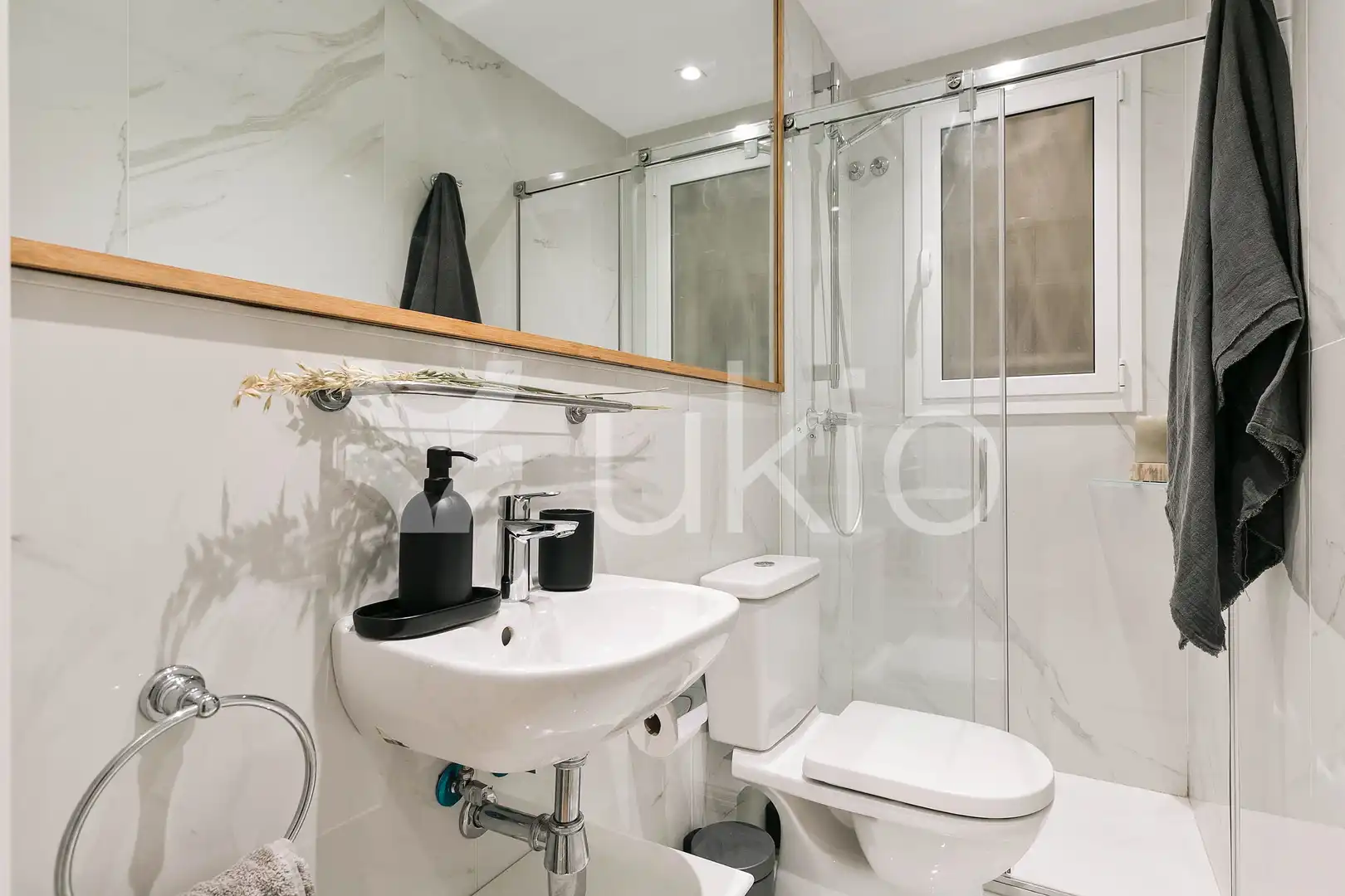 Apartamento con terraza en alquiler en Carrer de Muntaner, imagen 4