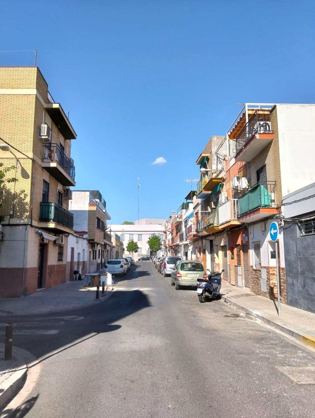 Exterior view of Flat for sale in  Sevilla Capital  with Air Conditioner