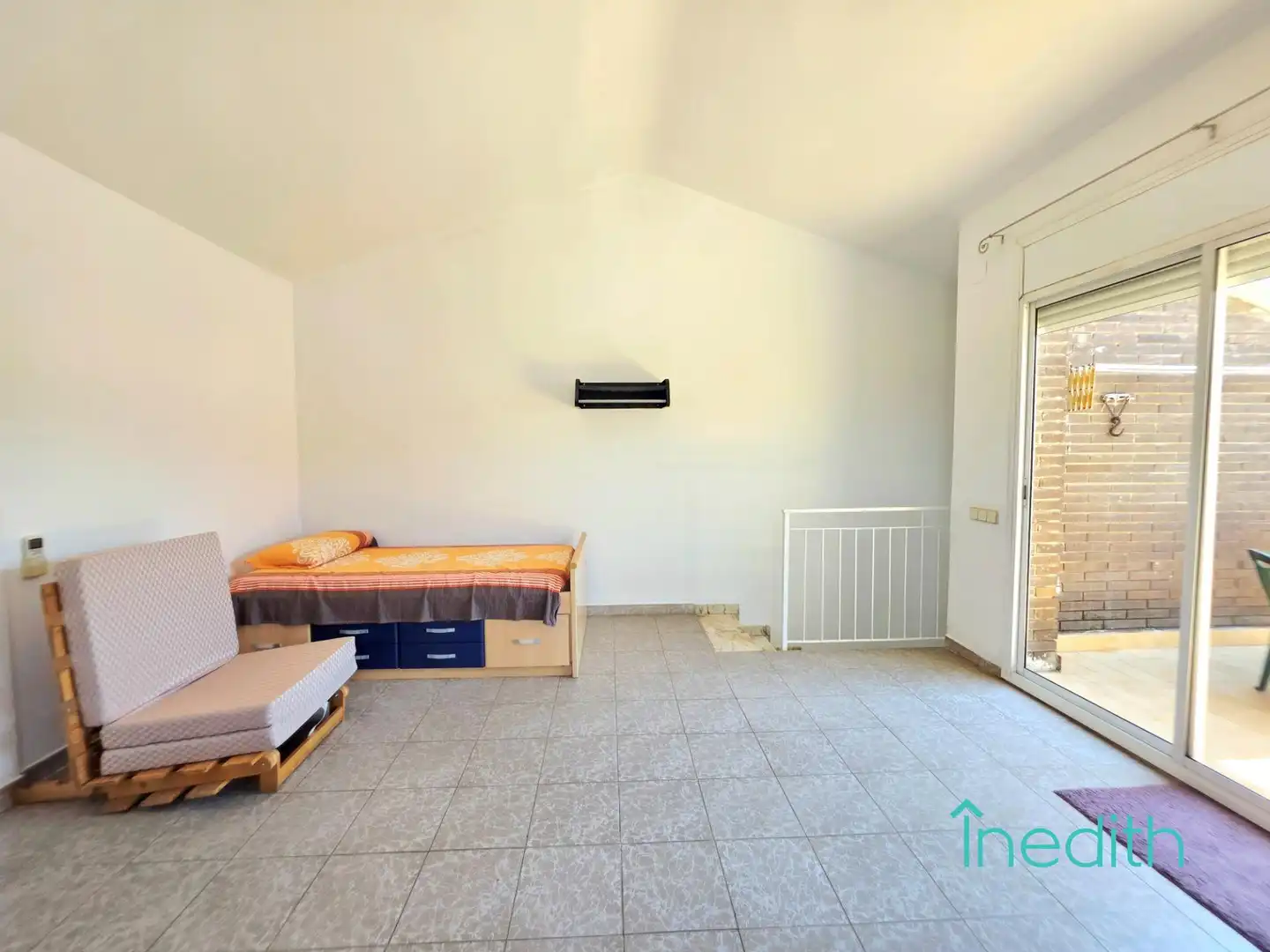 Dormitori de Casa o xalet en venda en Barcelona amb Aire condicionat, Calefacció i Terrassa