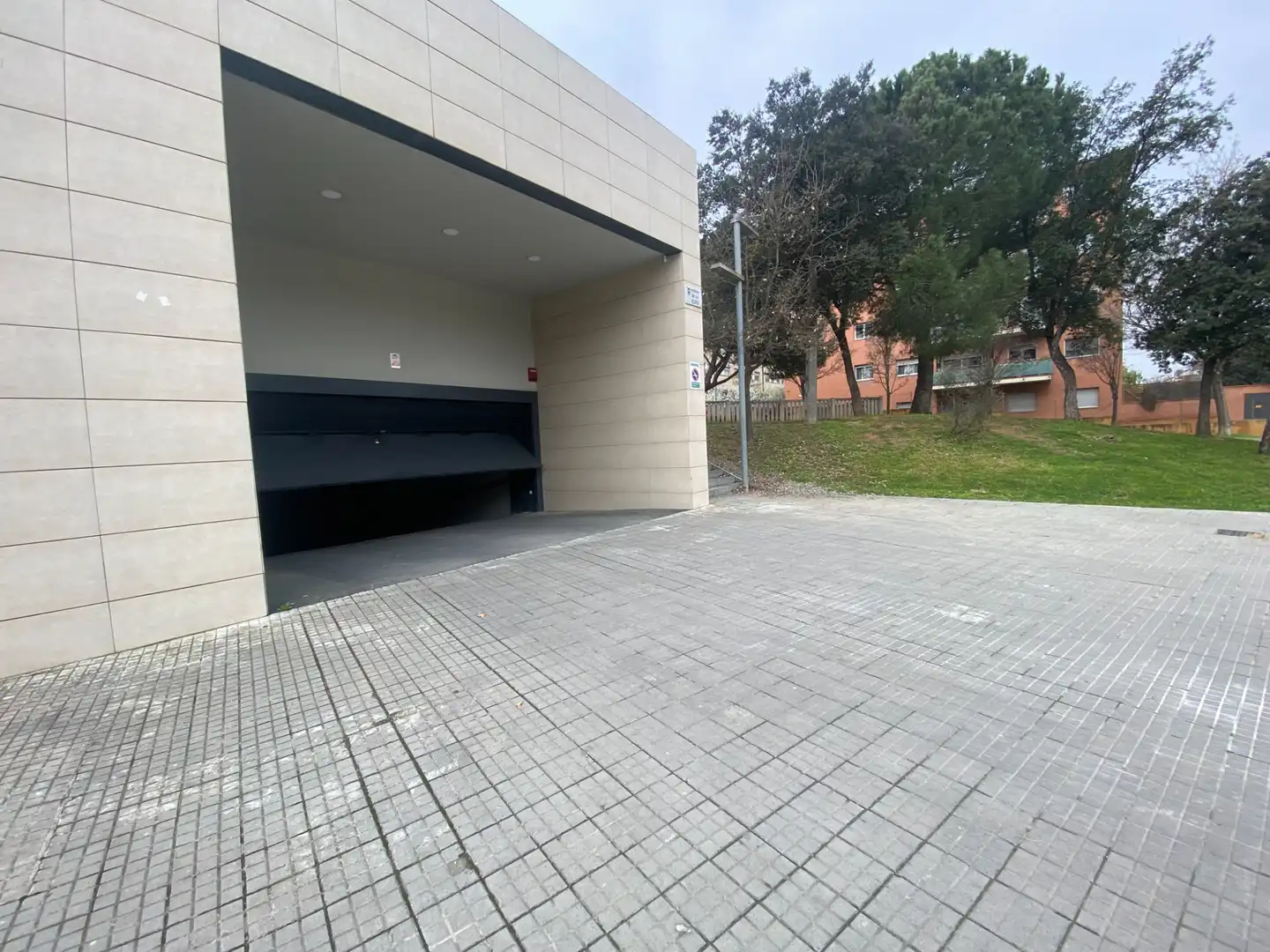 Parking of Garage for rent in Sant Cugat del Vallès