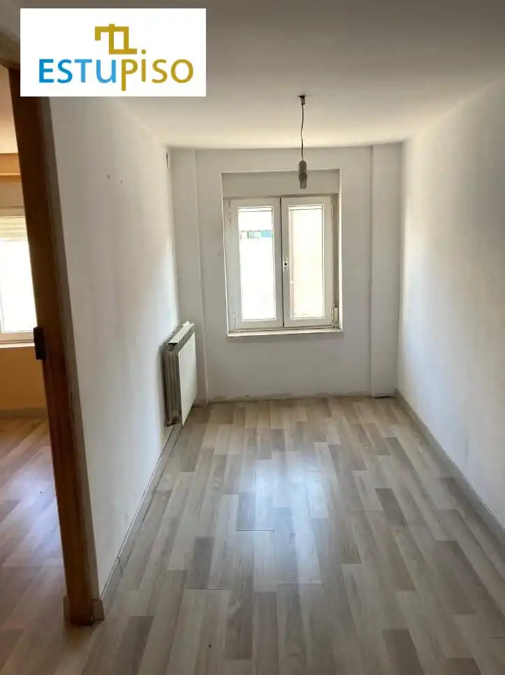Habitación de Casa o chalet en venta en Valdepolo con Calefacción y Jardín privado