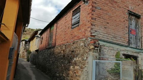 Foto 2 de Casa adosada en venda a Avenida Compostilla, 11, Centro, Ponferrada