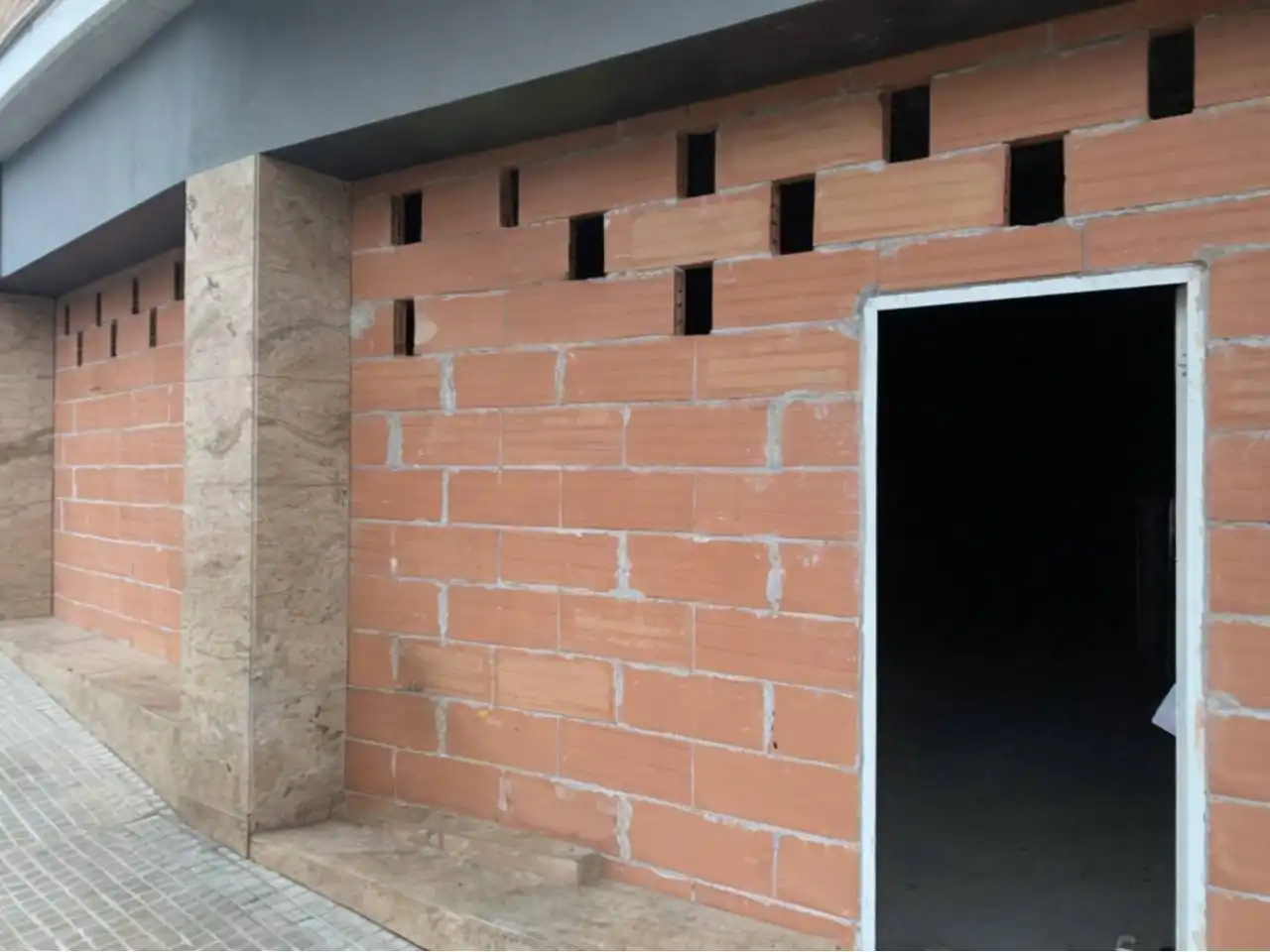 Local comercial en alquiler en Calle Sardana, imagen 2