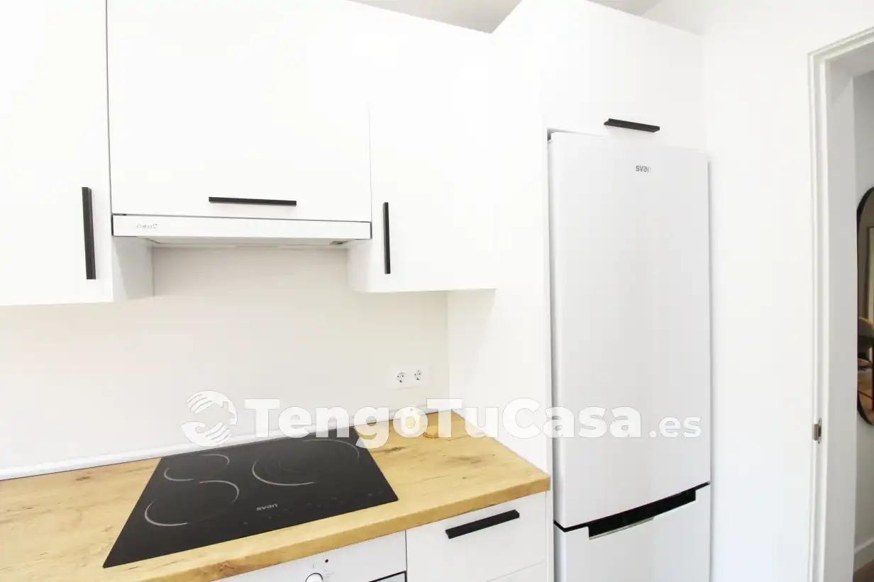 Kitchen of Flat for sale in Madrid  with Air Conditioner, Heating and Parquet flooring
