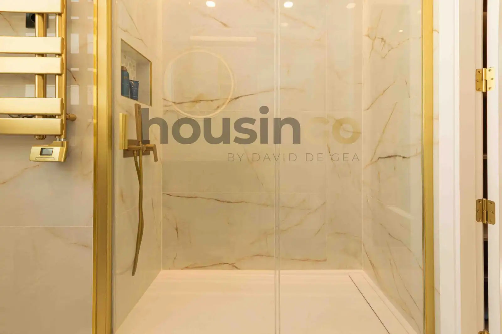 Baño de Ático en venta en Madrid con Aire acondicionado, Calefacción y Terraza