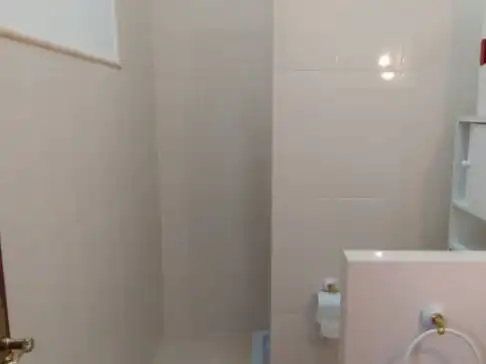 Badezimmer von Geschaftsraum zur Miete in Vigo 