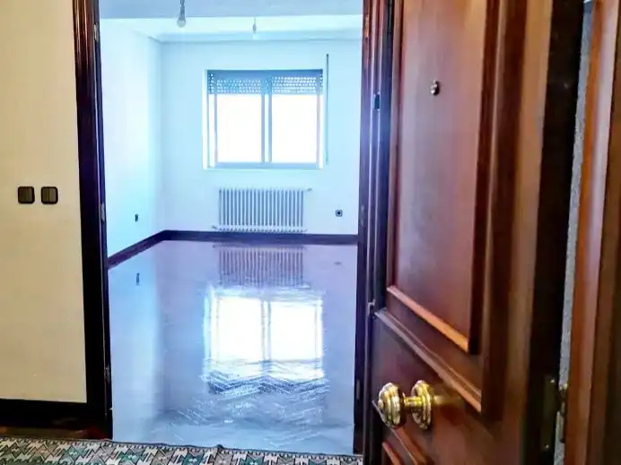 Wohnung zur Miete in Salamanca Capital mit Balkon