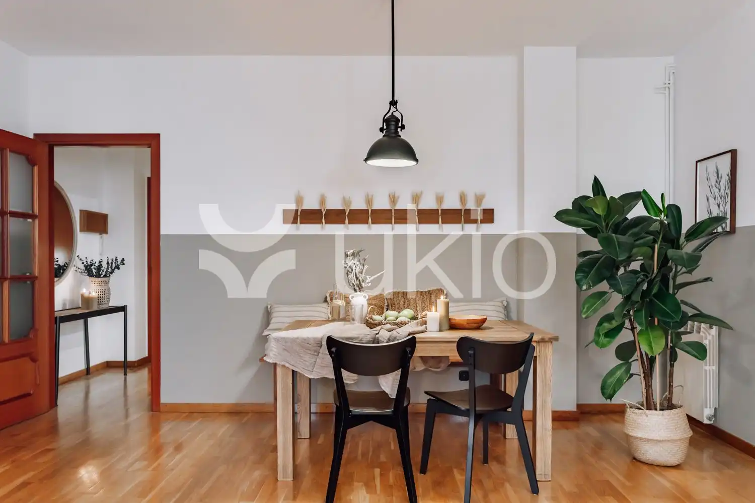 Dining room of Apartments for rent in Barcelona  with Storage room, Furnished and Washing machine