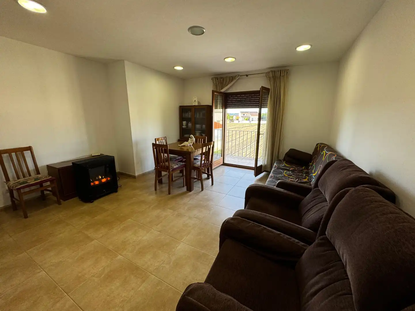 Living room of Flat for sale in Arnes  with Air Conditioner, Furnished and Oven