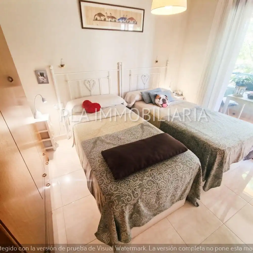 Piso con terraza en venta en Carrer de Cuba 48, imagen 16