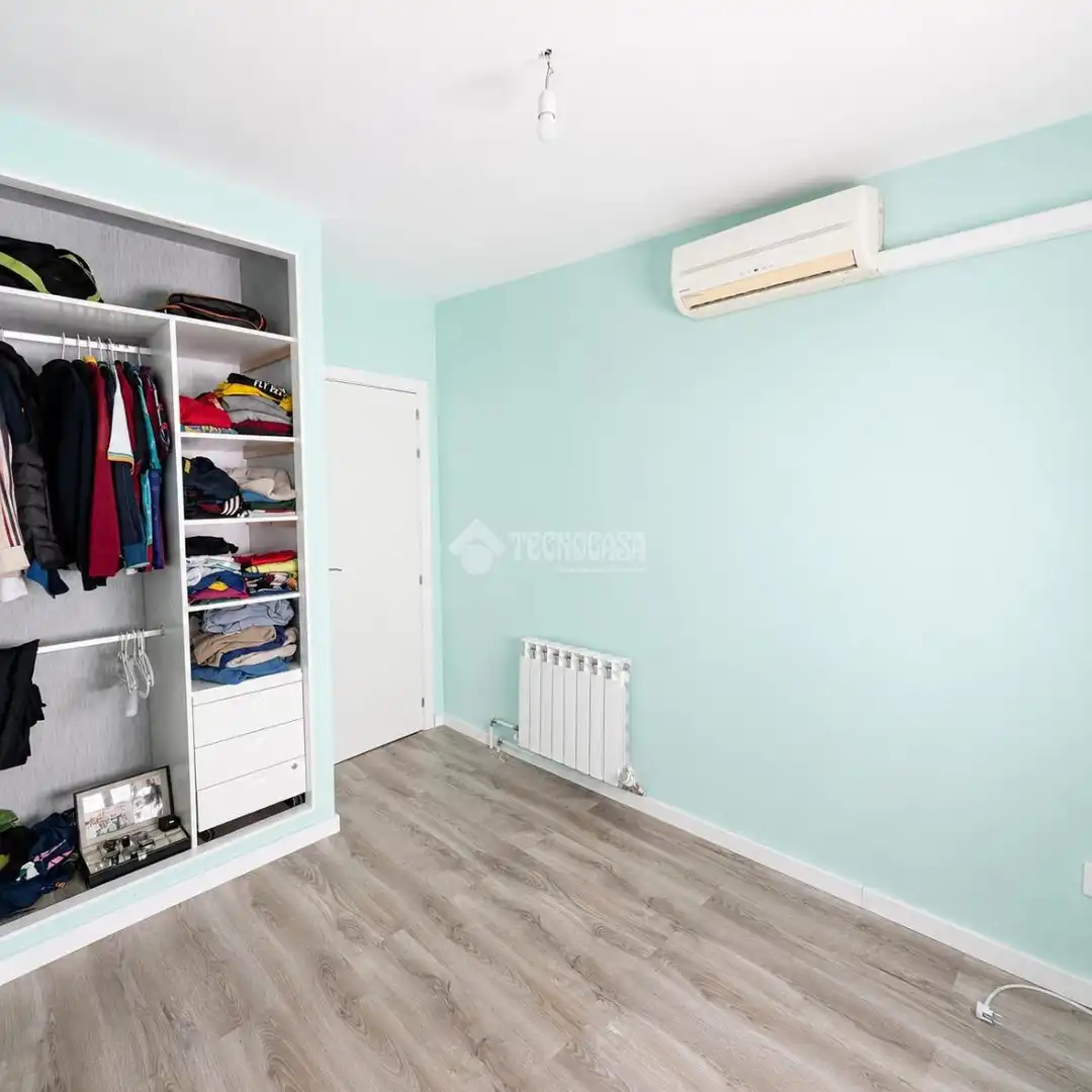 Habitación de Casa adosada en venta en Titulcia