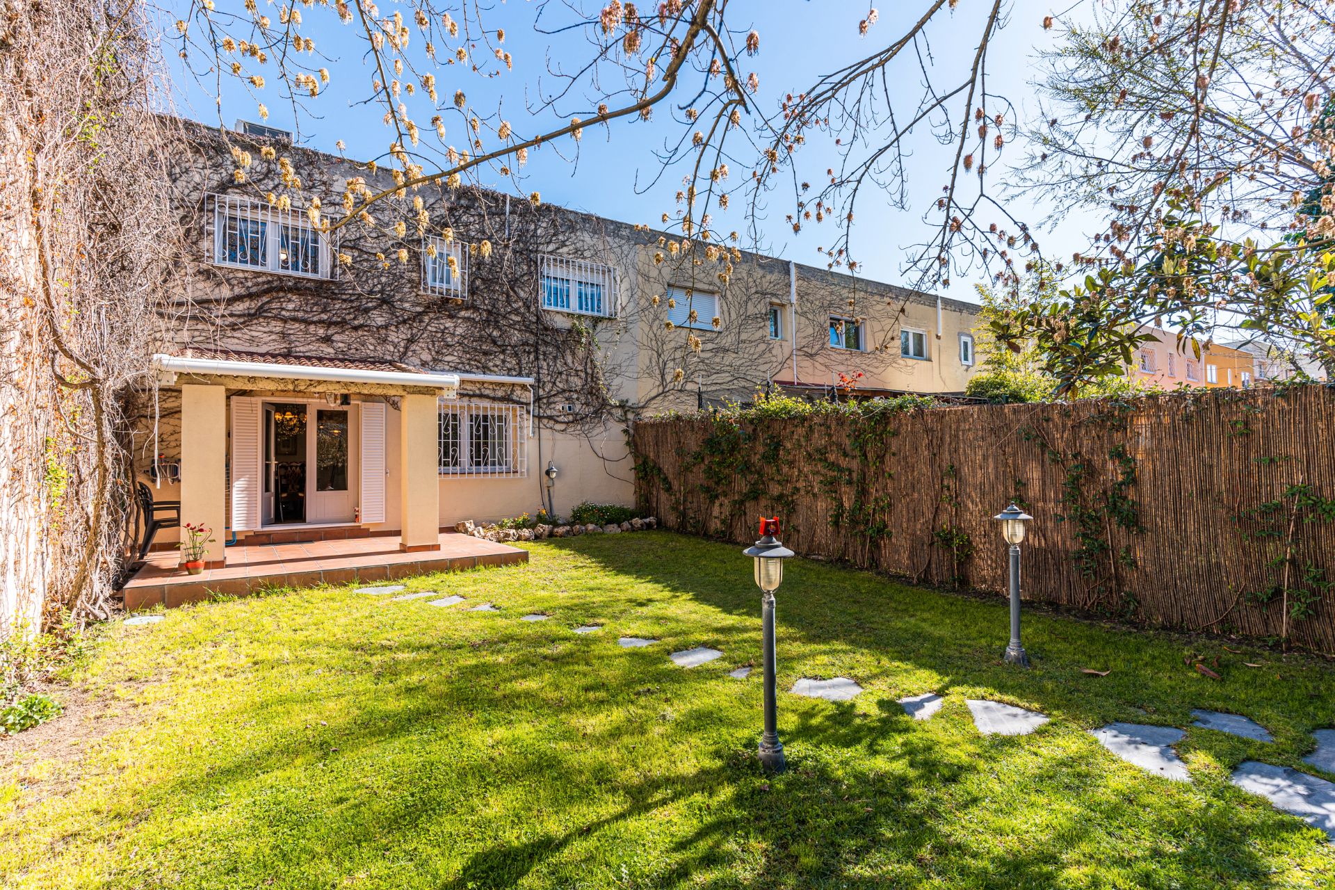 Jardín de Casa adosada en venta en Las Rozas de Madrid con Aire acondicionado, Calefacción y Jardín privado