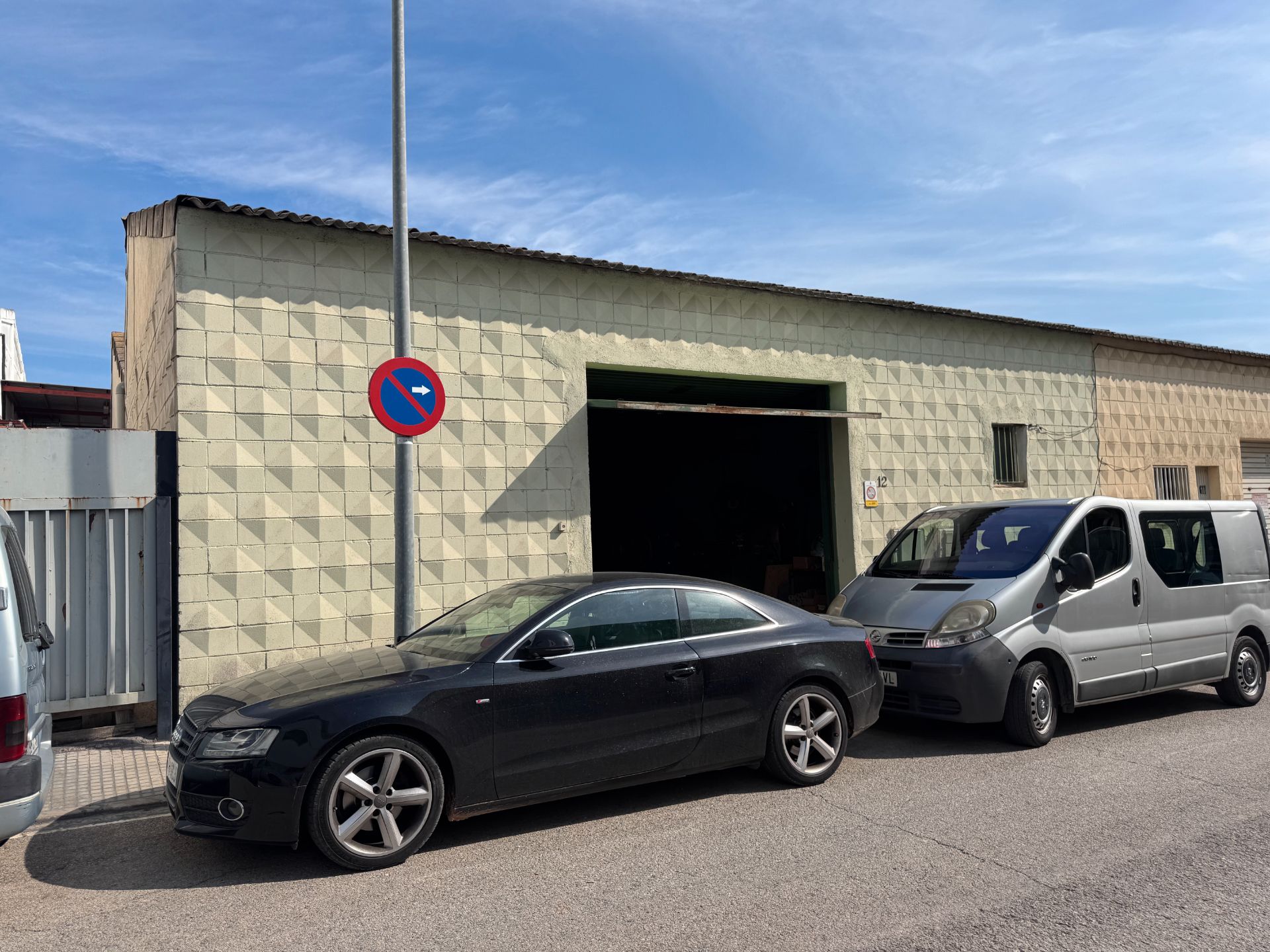 Aparcament de Nau industrial en venda en Cardedeu amb Alarma