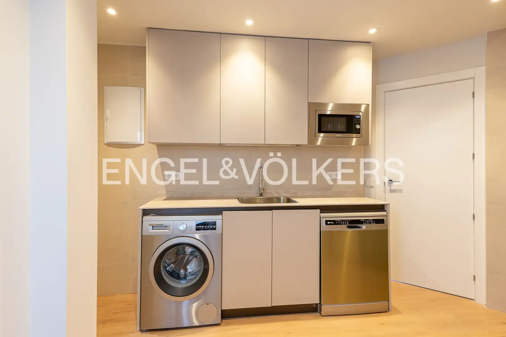 Kitchen of Flat for sale in Chamberí