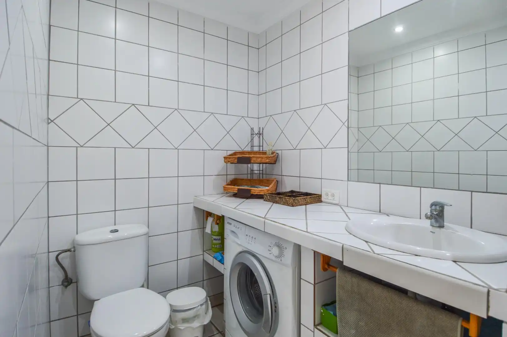 Bathroom of Apartments for sale in Mogán  with Terrace, Furnished and Community pool