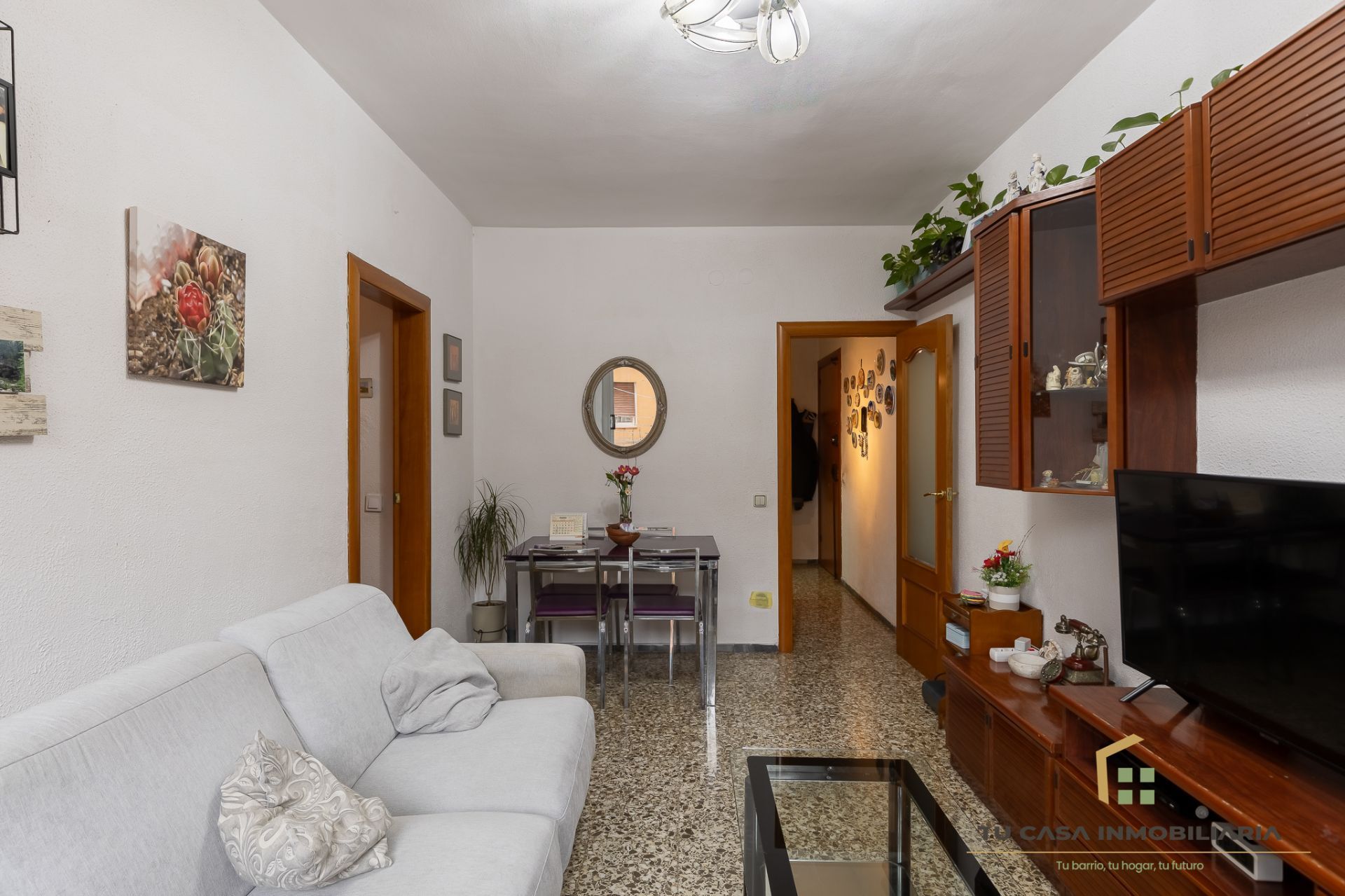 Living room of Flat for sale in Santa Coloma de Gramenet  with Air Conditioner and Heating