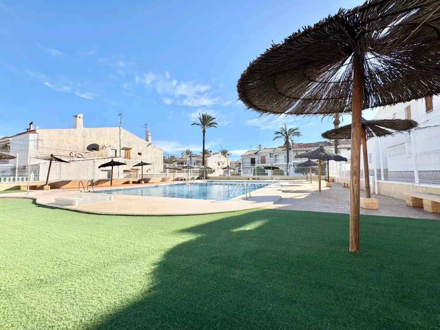 Swimming pool of Flat for rent in Santa Pola  with Heating, Parquet flooring and Terrace