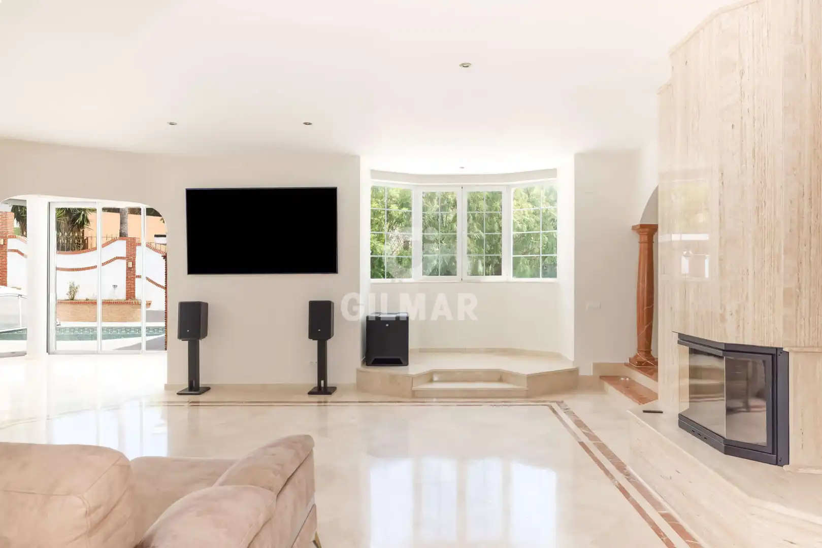Sala de estar de Casa o chalet en venta en Estepona con Jardín privado y Piscina