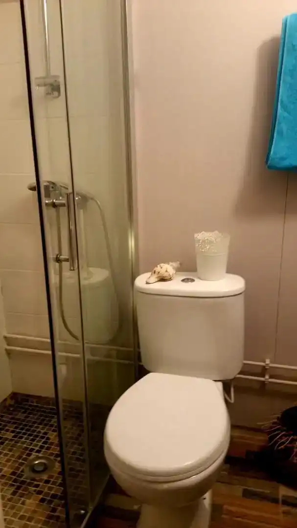 Baño de Estudio de alquiler en Barbate con Aire acondicionado, Jardín privado y Piscina