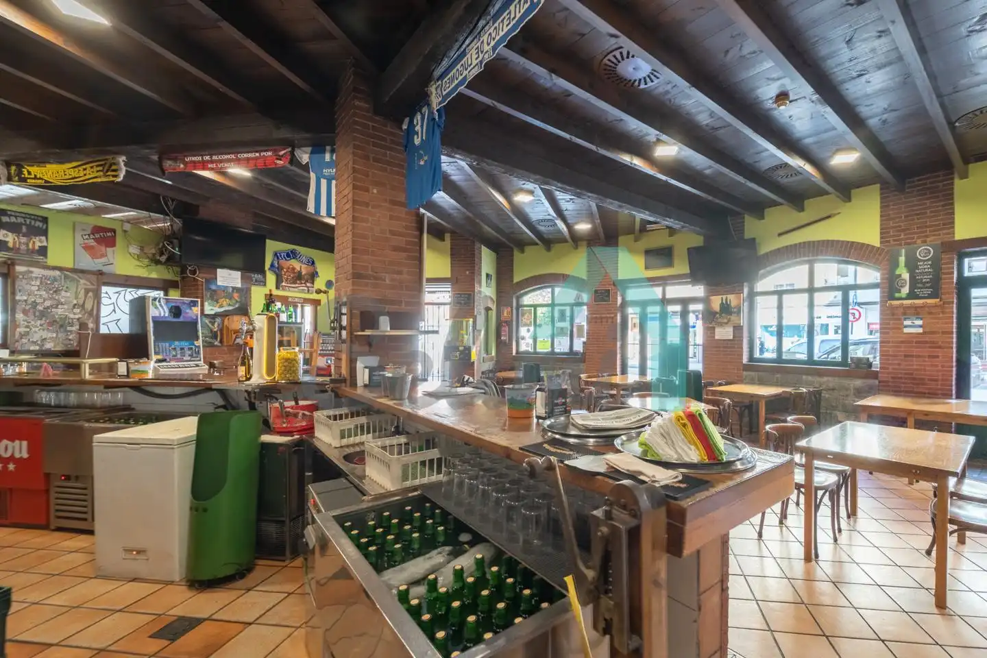 Local en traspaso en De Viella, Lugones