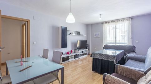 Foto 4 de Piso en venta en Avenida de la Estación, 22, Atarfe, Granada