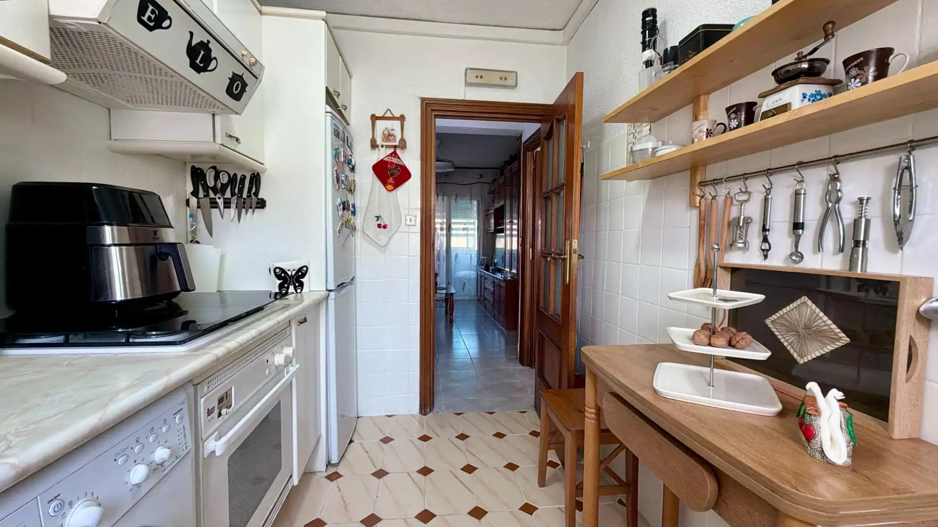 Cuina de Pis en venda en Coslada amb Aire condicionat, Calefacció i Moblat