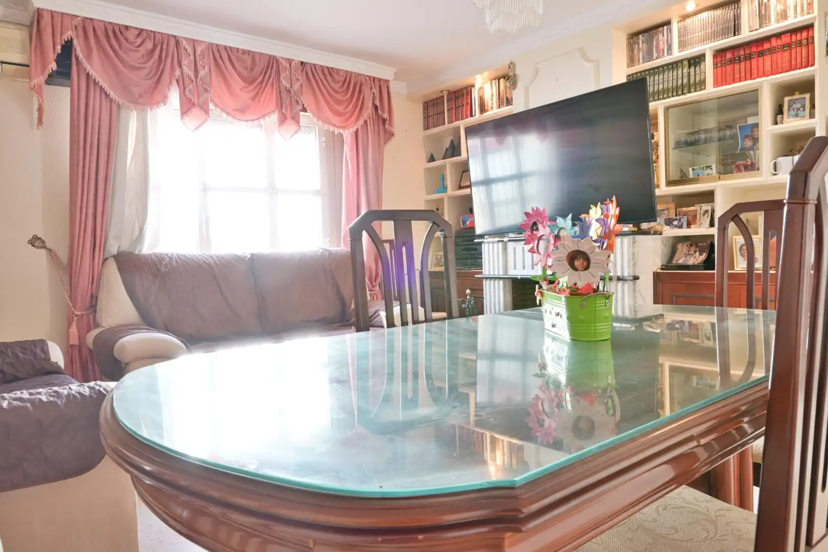 Living room of Houses for sale in Sevilla  with Air Conditioner and Terrace