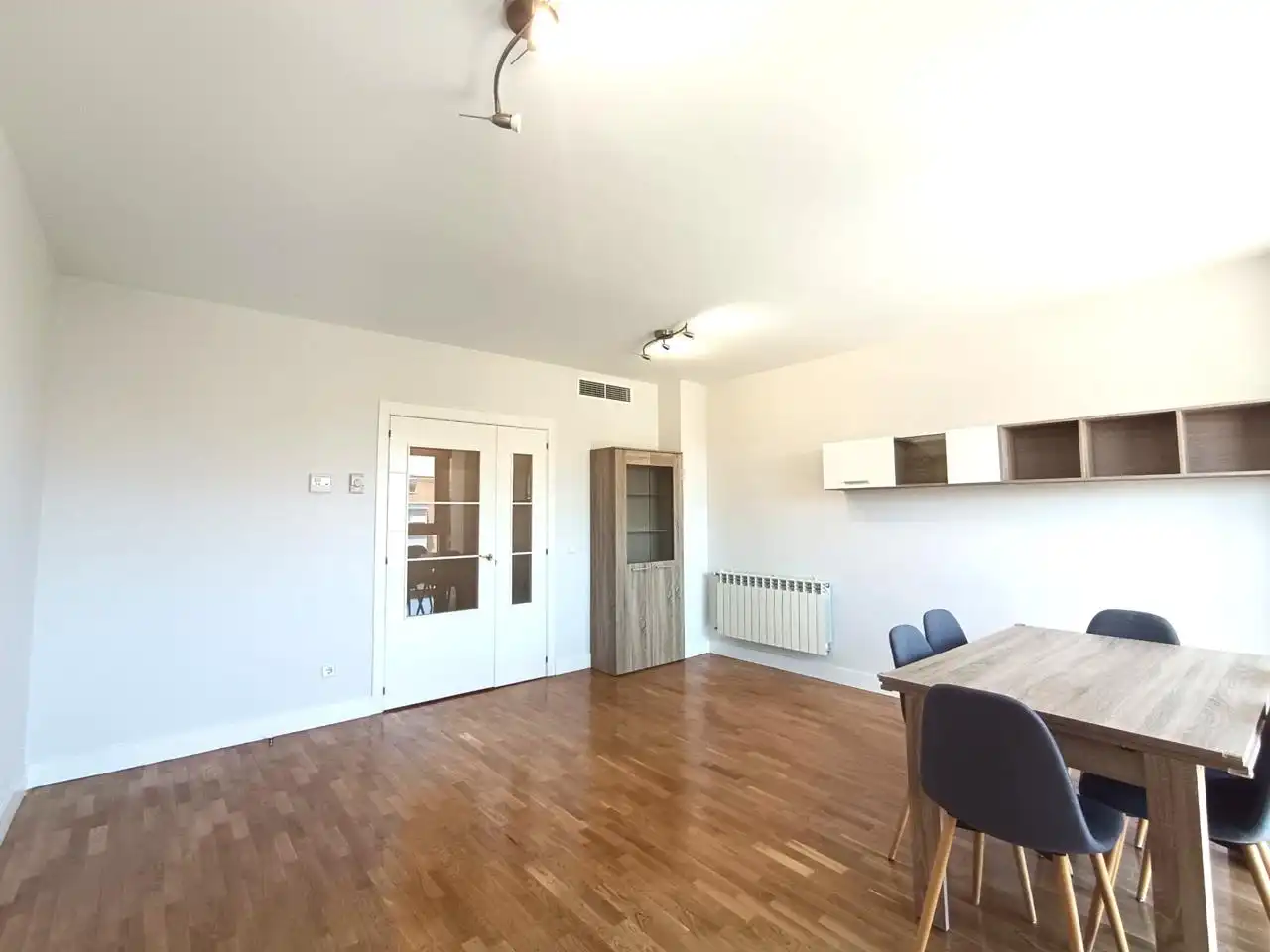 Piso de alquiler en De Diego Hurtado De Mendoza, Sanchinarro