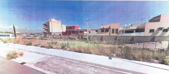 Terreno residencial en Venta en del almendro en Ciutat del Transport - La Salera