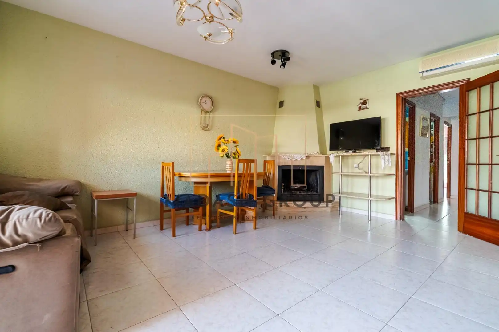 Sala de estar de Casa adosada en venta en Tarragona con Calefacción, Jardín privado y Terraza