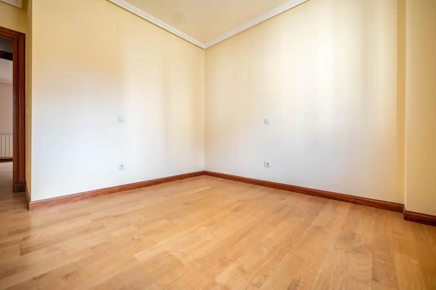 Piso en venta en Ávila con Calefacción y Trastero