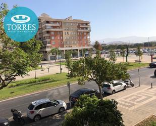 Vista exterior de Oficina de lloguer en Málaga Capital amb Aire condicionat i Terrassa