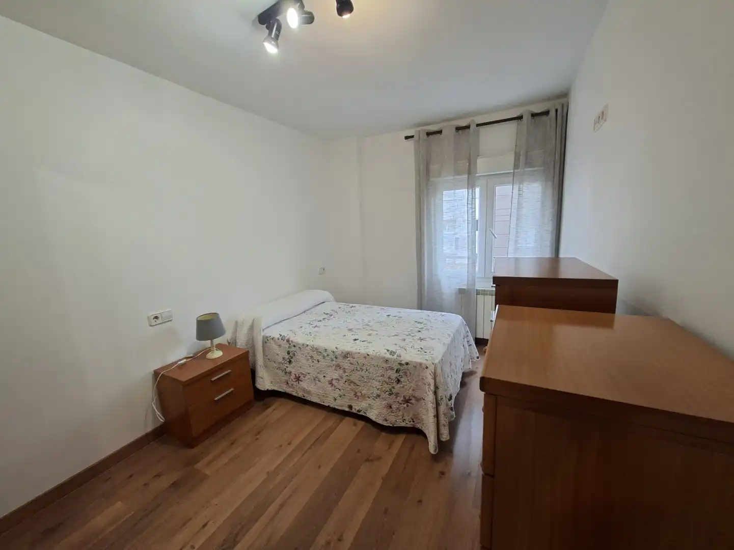 Piso de alquiler en Gijón - SANTA JUSTA, Barrio del Centro