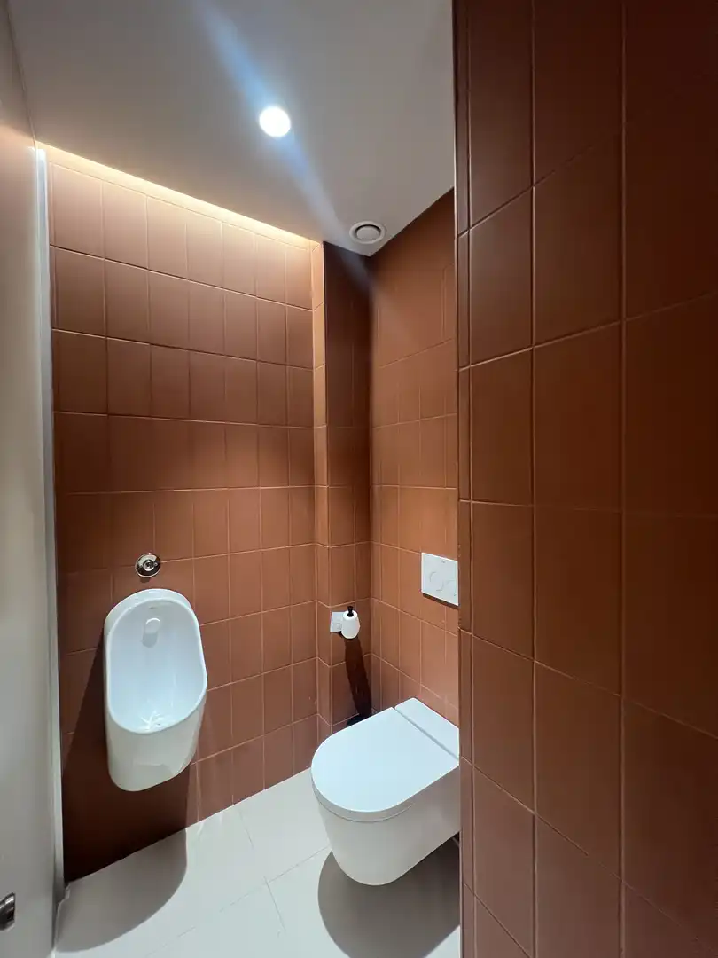 Baño de Oficina de alquiler en Valencia