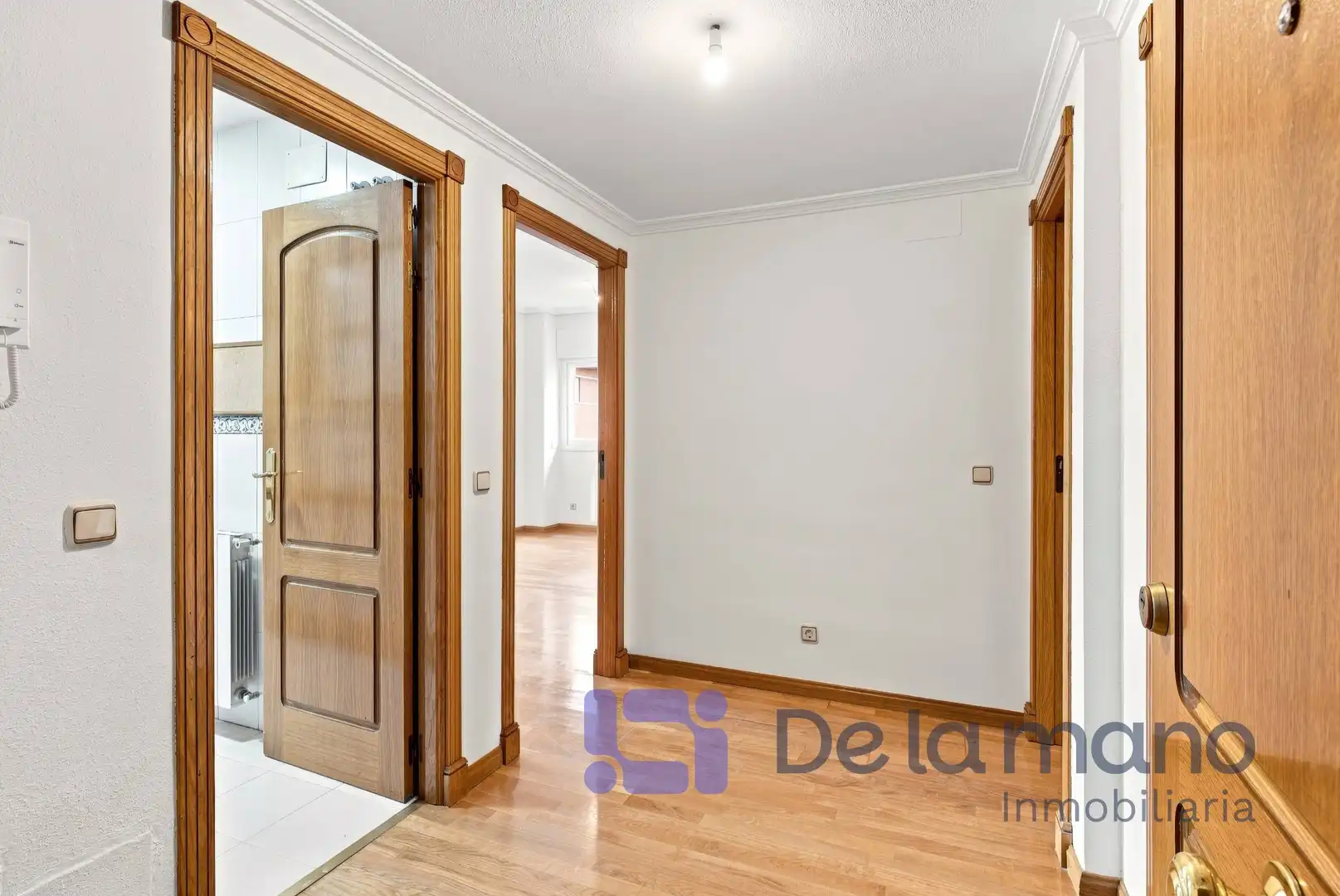 Flat for rent in Avenida TALGO, 89, Aravaca