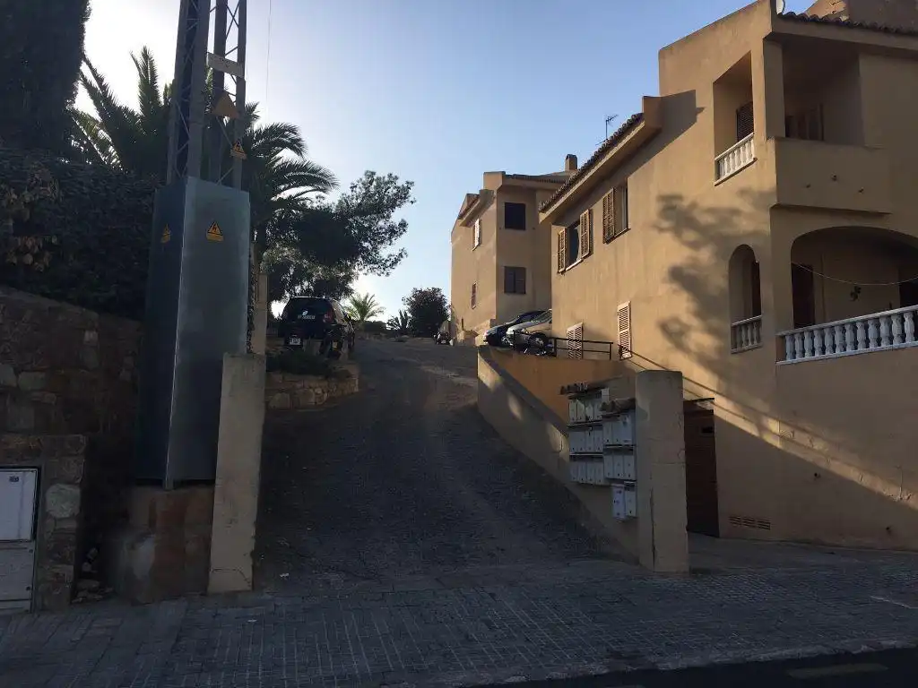 Außenansicht von Garage zum Verkauf in Calvià