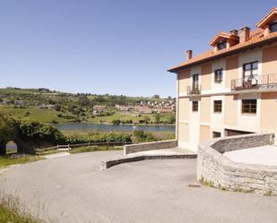 Vista exterior de Local de lloguer en San Vicente de la Barquera